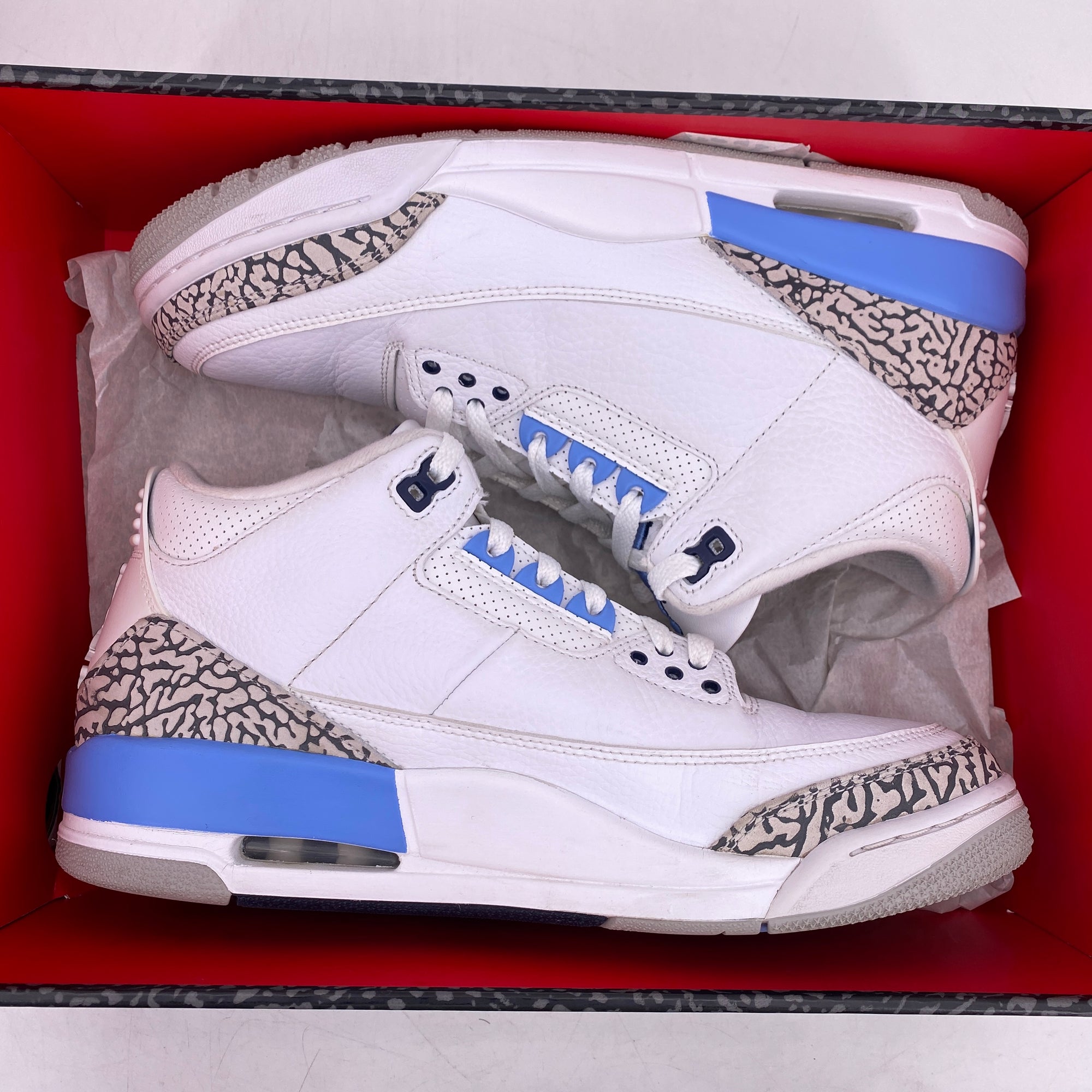 Air Jordan 3 Retro &quot;Unc&quot; 2020 Used Size 9.5