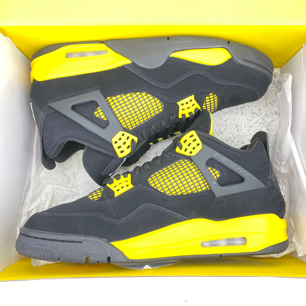 Air Jordan 4 Retro "Thunder" 2023 Used Size 12