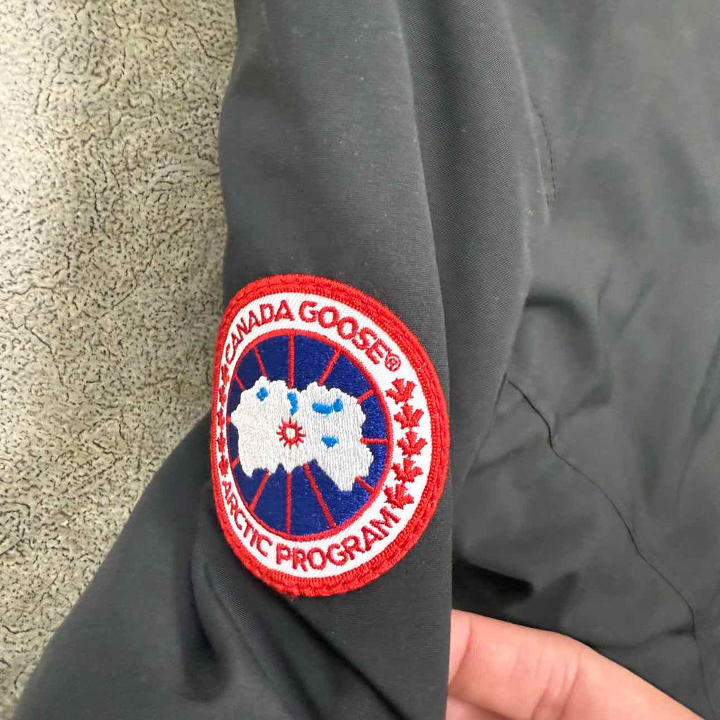Canada Goose "ROSEMONT PARKA" Black Used Size L