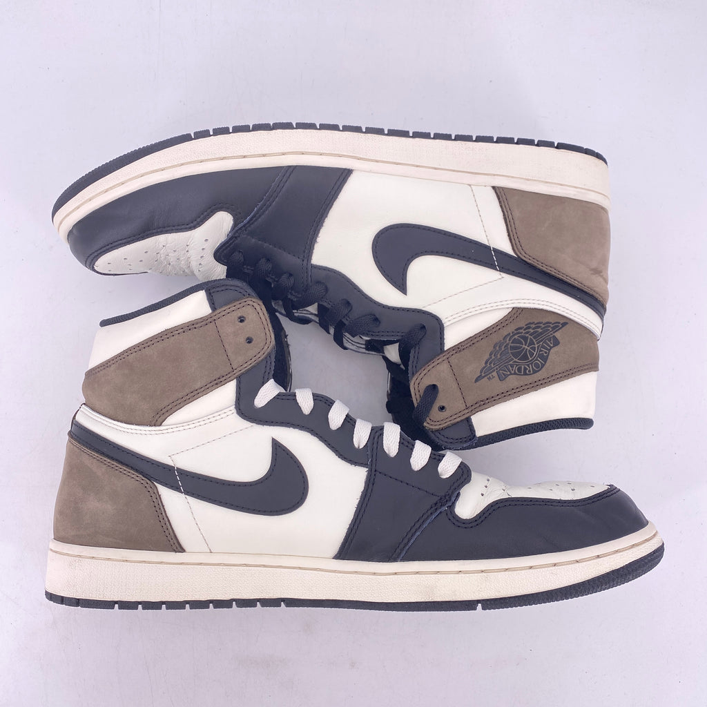 Air Jordan 1 Retro High OG "Mocha" 2020 Used Size 14