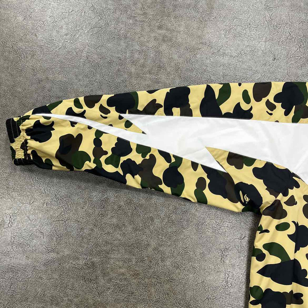 Bape Track Jacket "1ST CAMO STAND COLLAR" Green Used Size XL