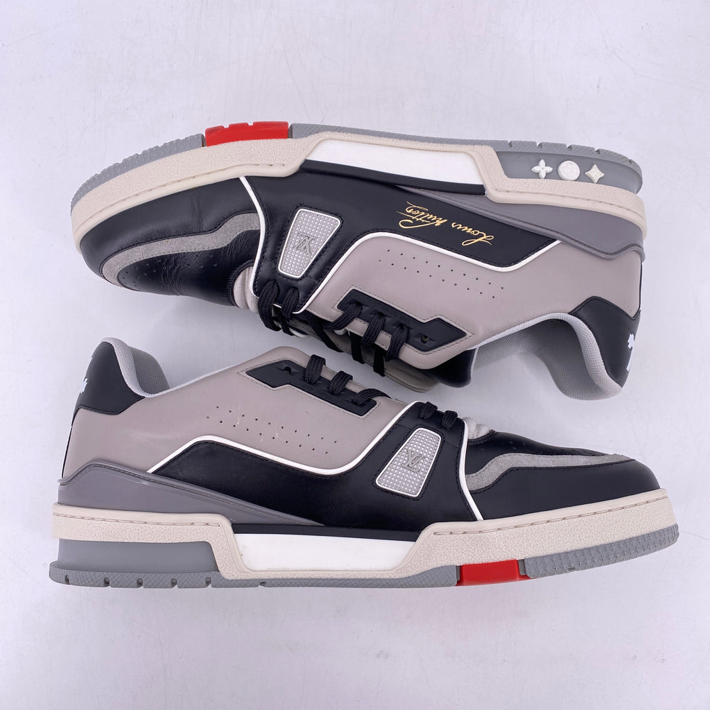 Louis Vuitton Trainer "Virgil Abloh"  Used Size 9.5LV