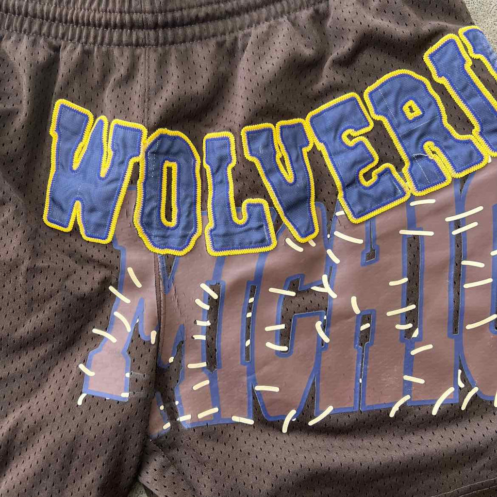 Travis Scott Mesh Shorts "WOLVERINES" Brown Used Size 2XL