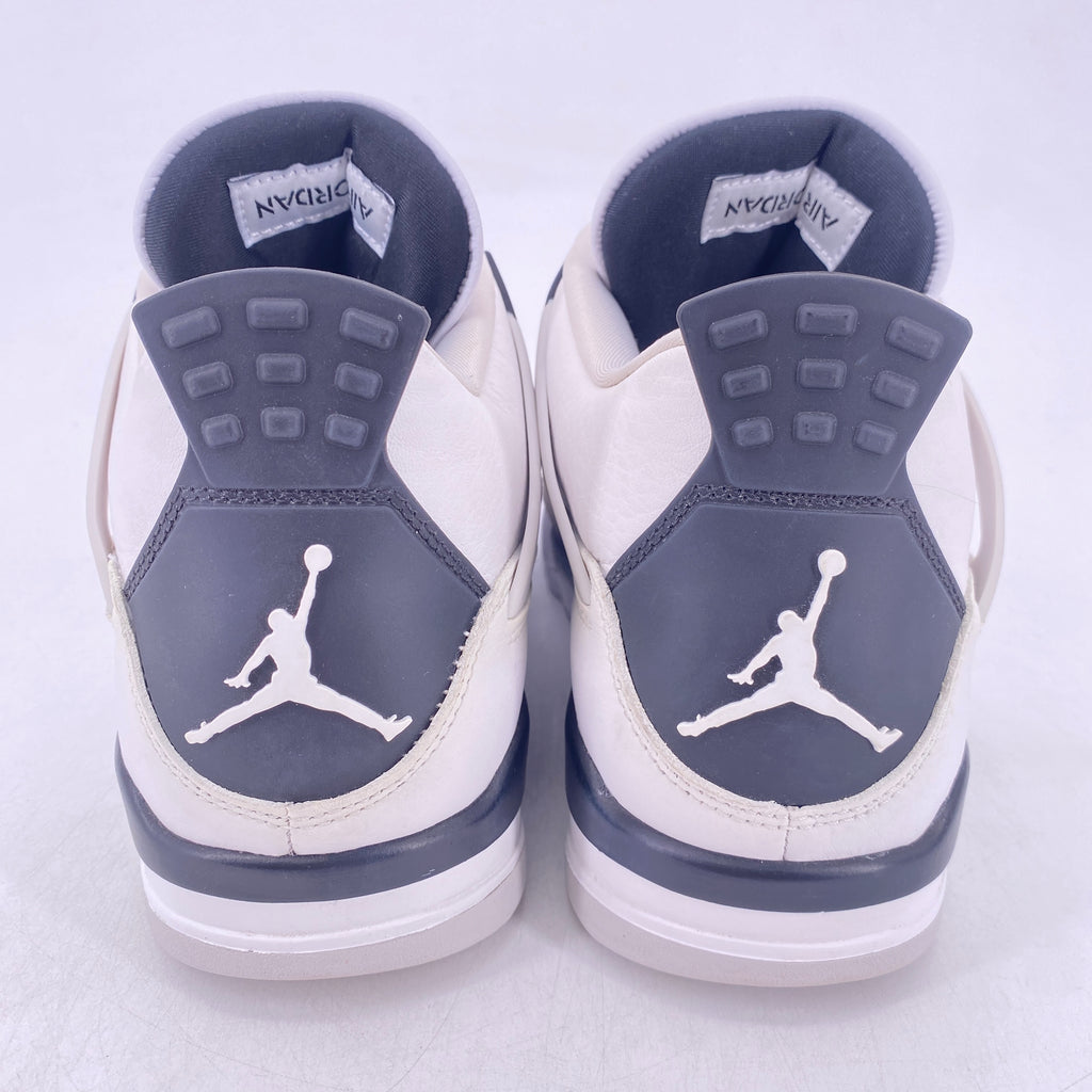 Air Jordan 4 Retro "Military Black" 2022 Used Size 11