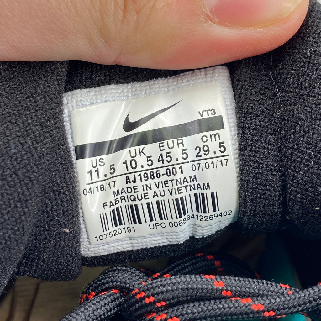 Nike Air Max 97 "Undftd Black" 2017 Used Size 11.5