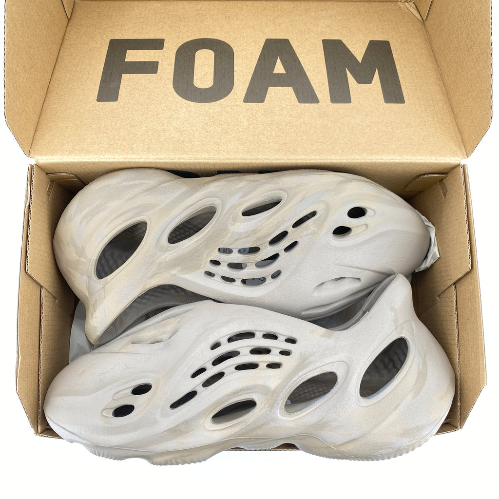 Yeezy Foam RNNR "Stone Sage" 2022 New Size 9