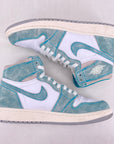 Air Jordan (GS) 1 Retro High OG "Turbo Green" 2019 Used Size 5Y