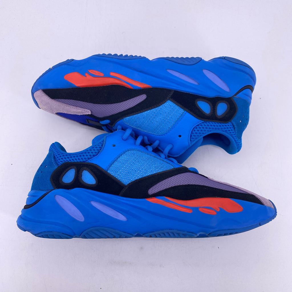 Yeezy 700 "Hi-Res Blue" 2022 Used Size 12