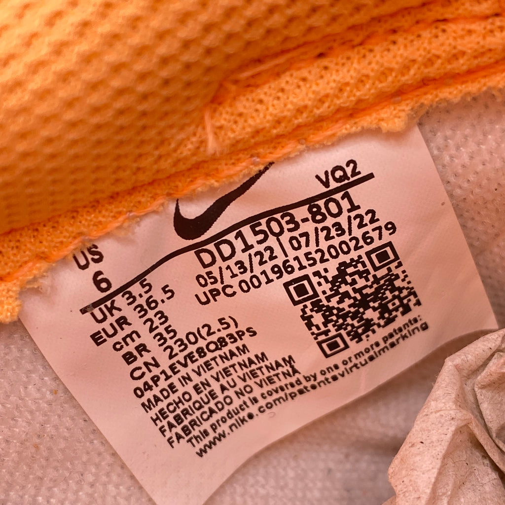 Nike (W) Dunk Low "Peach Cream" 2022 New Size 6W