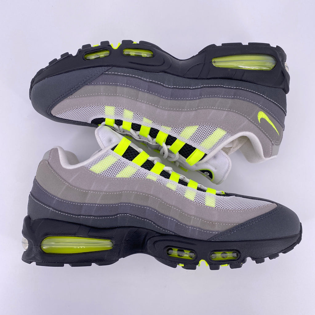 Nike Air Max 95 "Neon" 2025 Used Size 12