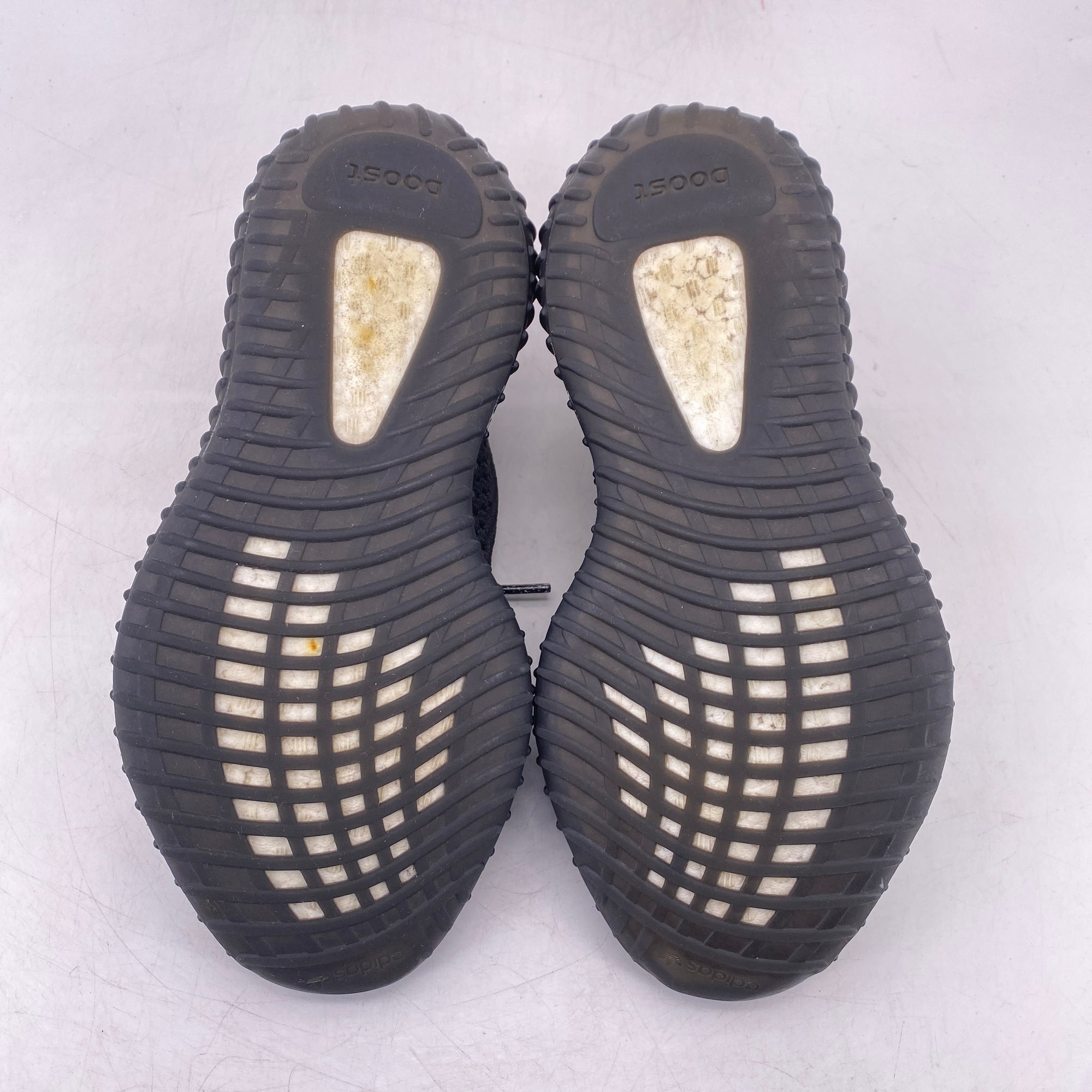 Yeezy 350 v2 &quot;Black&quot; 2019 Used Size 7.5