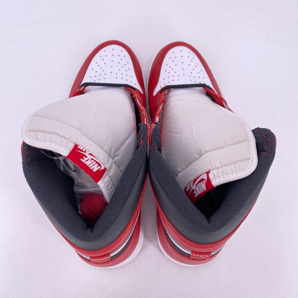Air Jordan 1 Retro High OG "Chicago" 2015 New Size 12