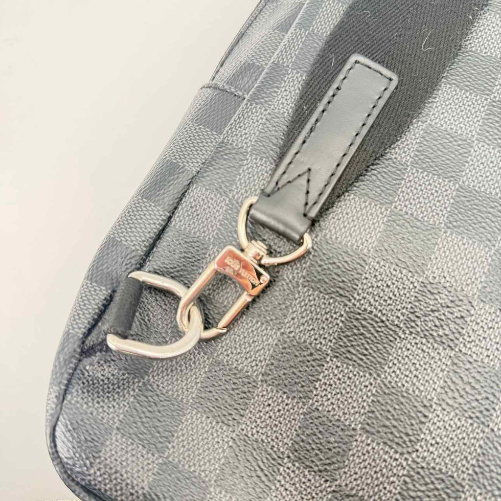 Louis Vuitton SLING BAG "DAMIER GRAPHITE" Used Black Size OS