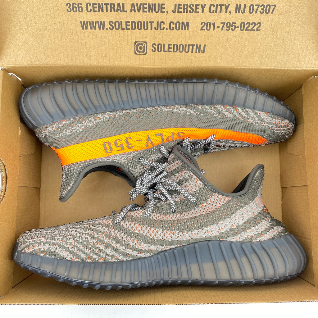 Yeezy 350 v2 "Carbon Beluga" 2024 Used Size 11.5