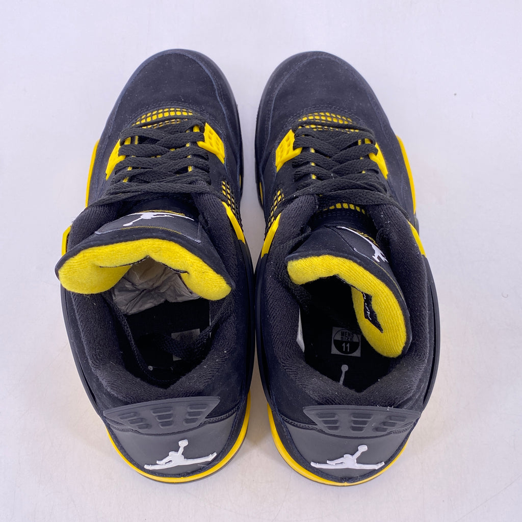 Air Jordan 4 Retro "Thunder" 2023 Used Size 11