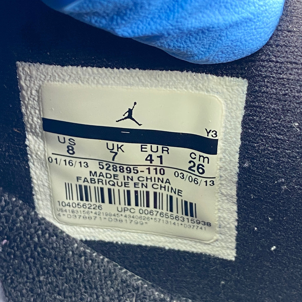 Air Jordan 11 Retro Low "TUXEDO" 2012 Used Size 8