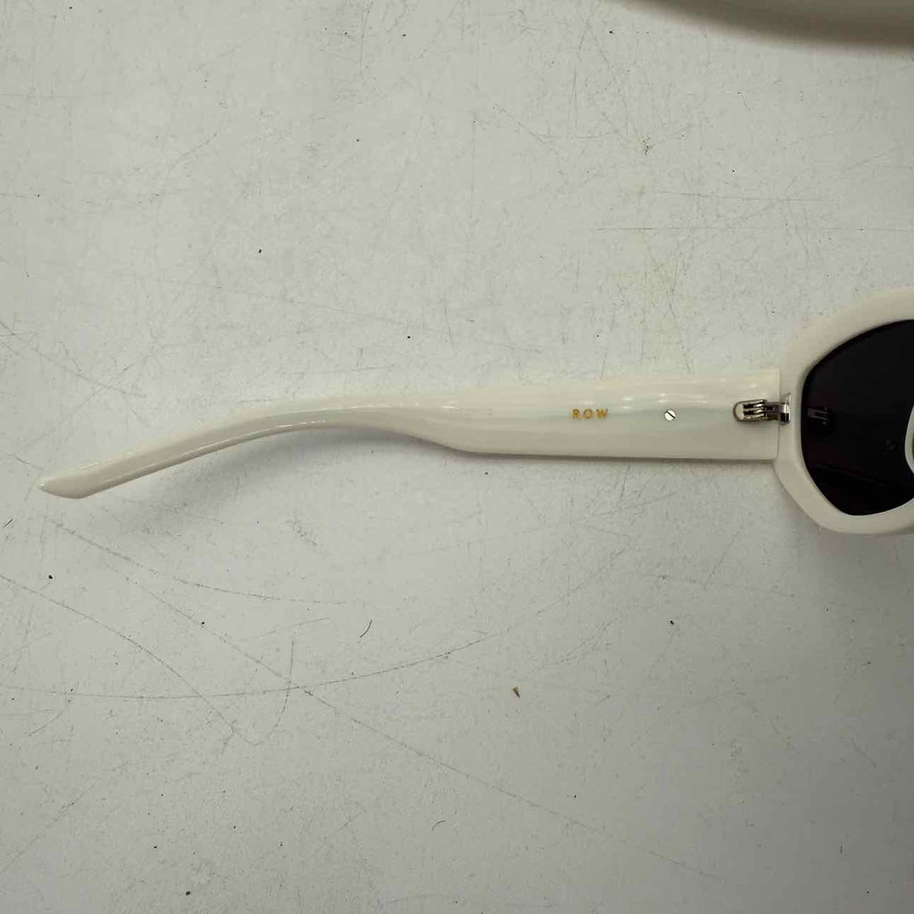 Gentle Monster Sunglasses "ROW W2" New White Size OS