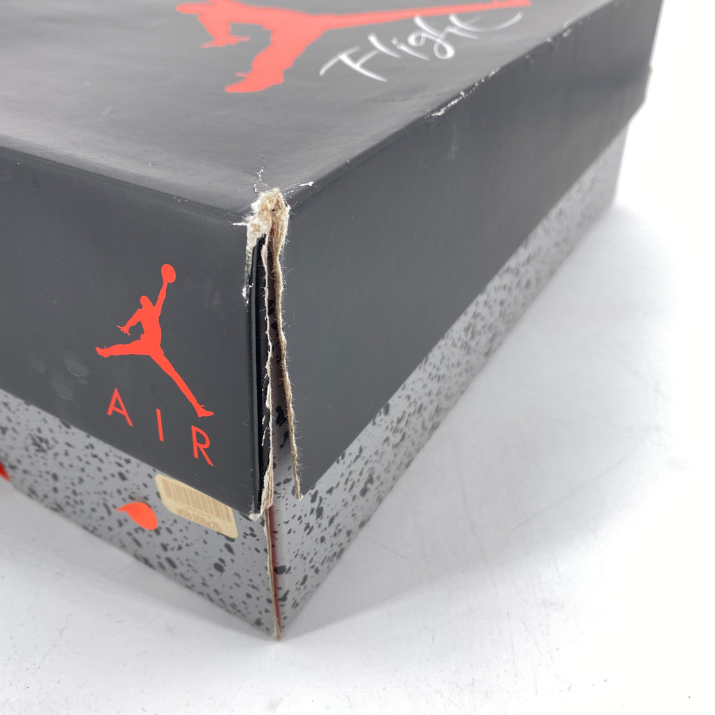 Air Jordan (W) 4 Retro "Canyon Purple" 2022 Used Size 10W
