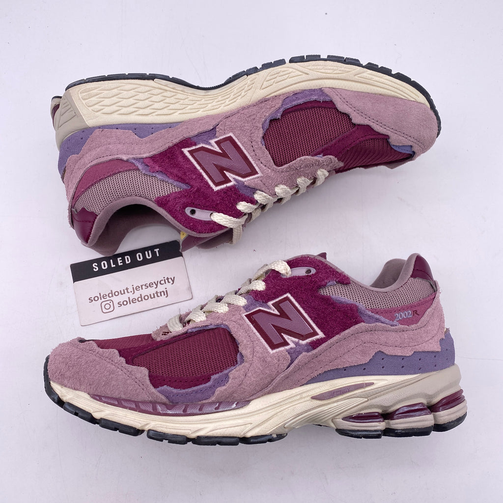 New Balance 2002R "Protection Pack Pink" 2022 Used Size 8