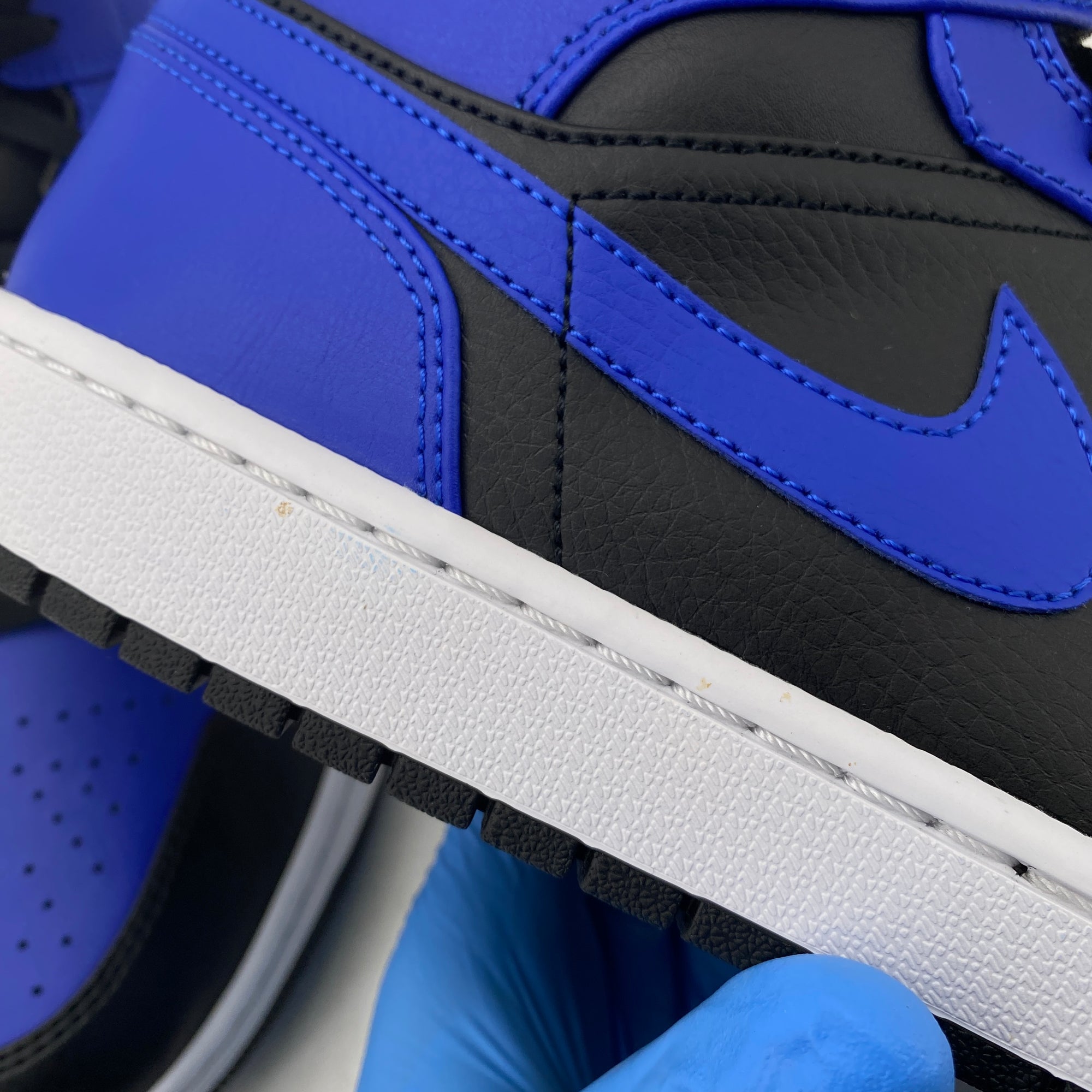 Air Jordan 1 Mid &quot;Hyper Royal&quot; 2020 New Size 13