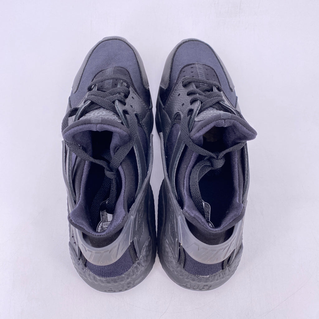 Nike Air Huarache "Triple Black" 2021 Used Size 11