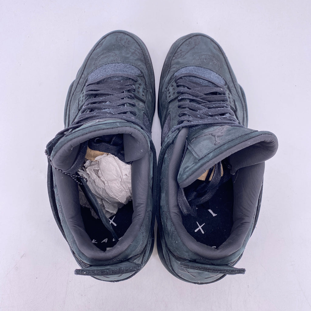 Air Jordan 4 Retro "Kaws Black" 2017 Used Size 10