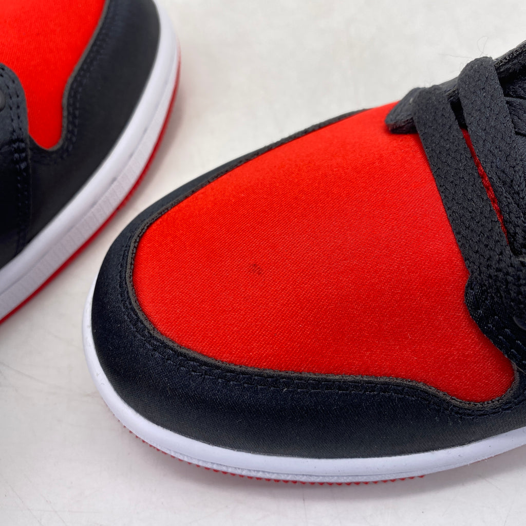 Air Jordan (W) 1 Retro High OG "Satin Bred" 2023 New Size 9.5W