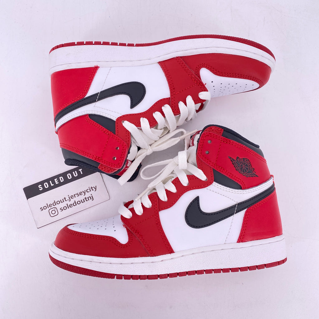 Air Jordan (GS) 1 Retro High "Chicago" 2015 Used Size 4Y
