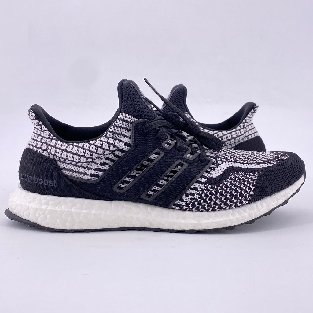 Adidas (W) Ultra Boost 5.0 "Oreo" 2021 Used Size 9W