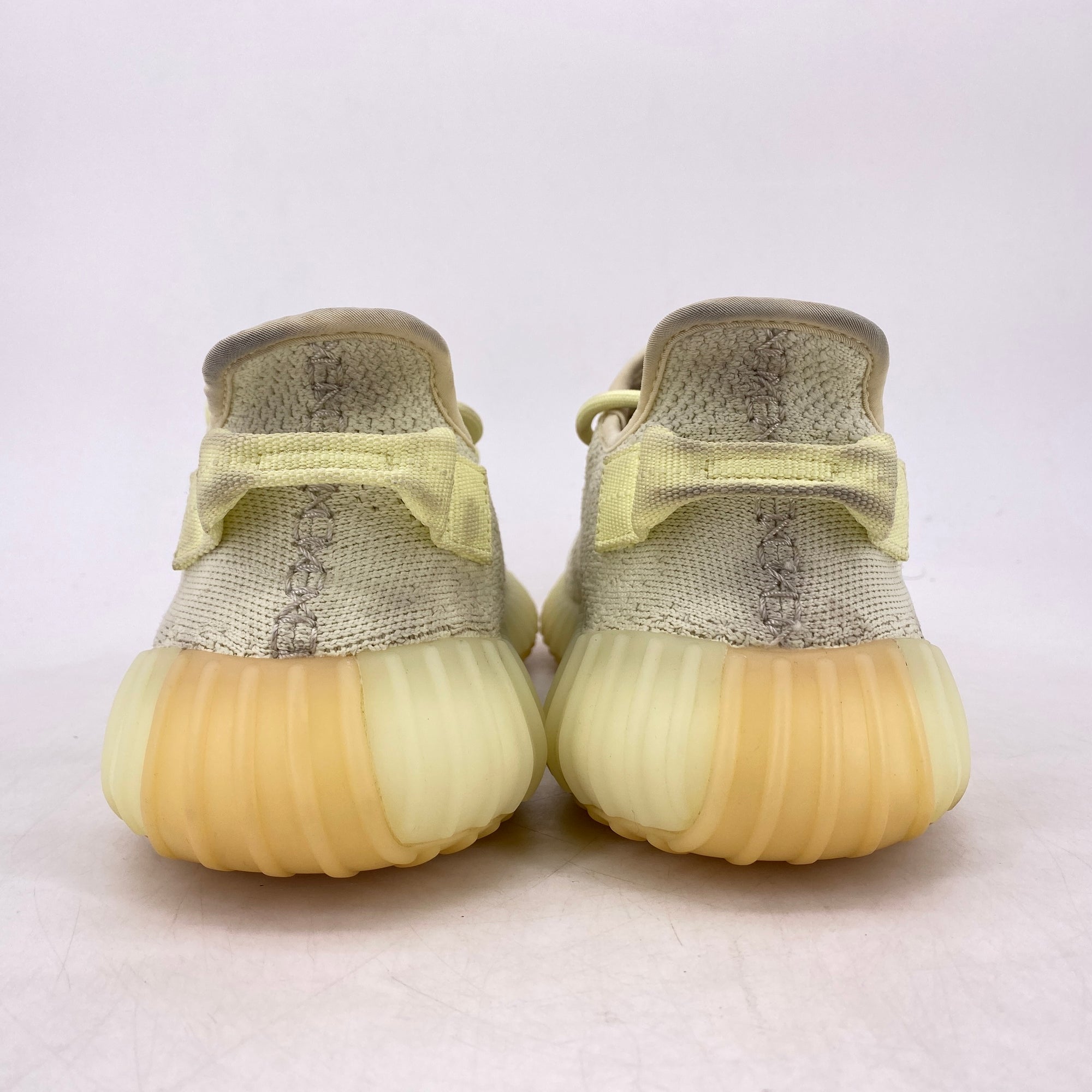 Yeezy 350 v2 &quot;Butter&quot; 2018 Used Size 8.5