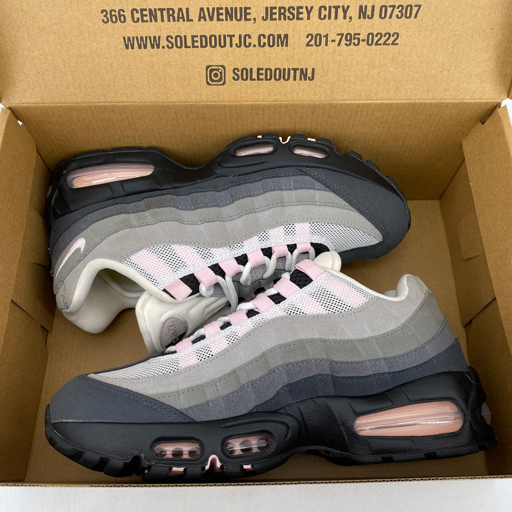 Nike (W) Air Max 95 "Pink Foam" 2025 Used Size 9W