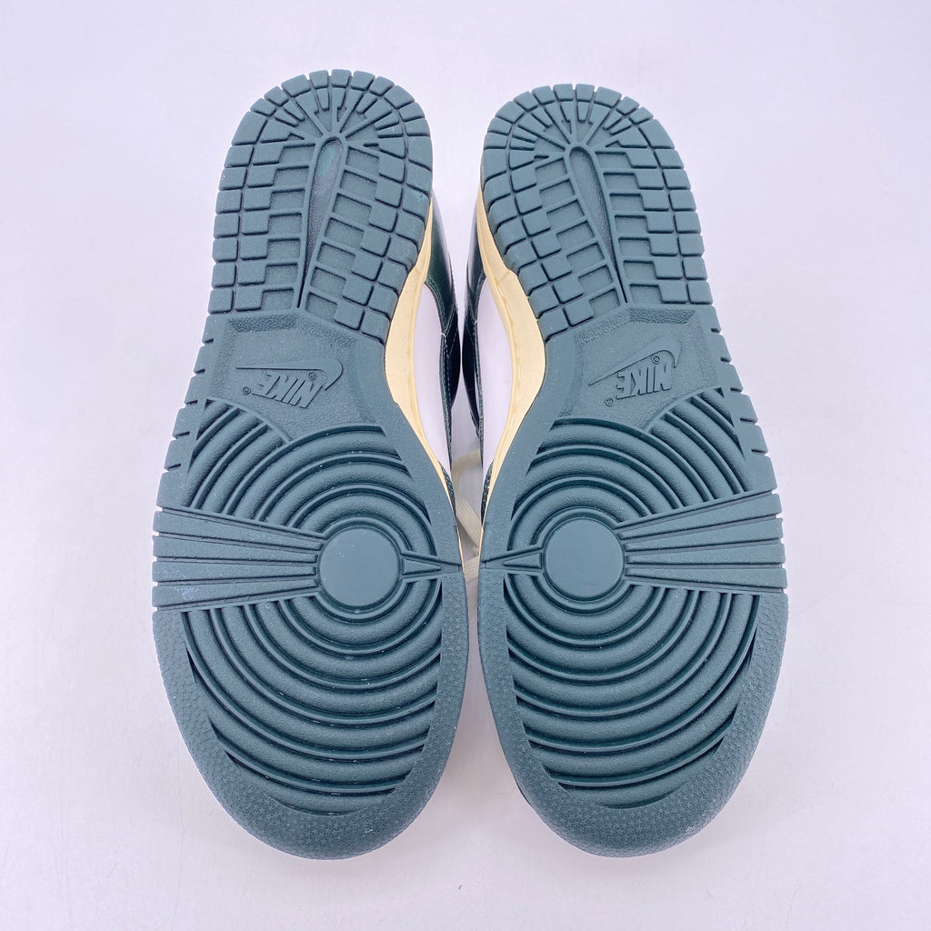 Nike (W) Dunk Low "Vintage Green" 2022 New Size 10W