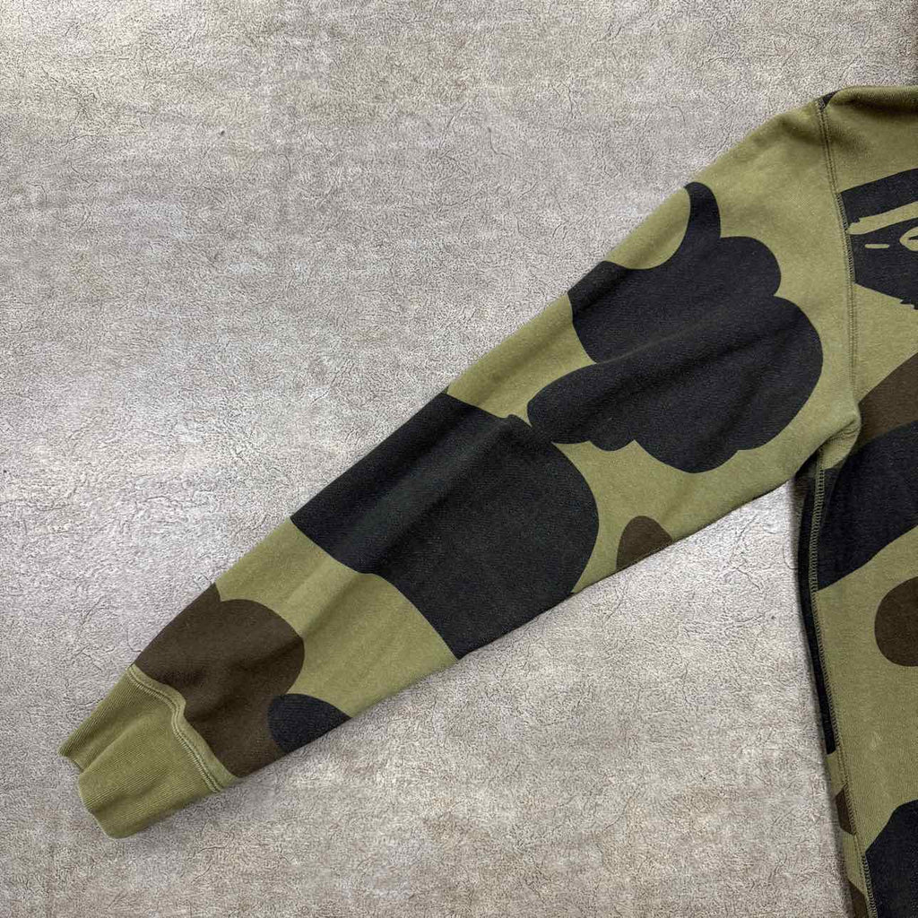 Bape Zip Up "BUSY WORKS" Camo Used Size L