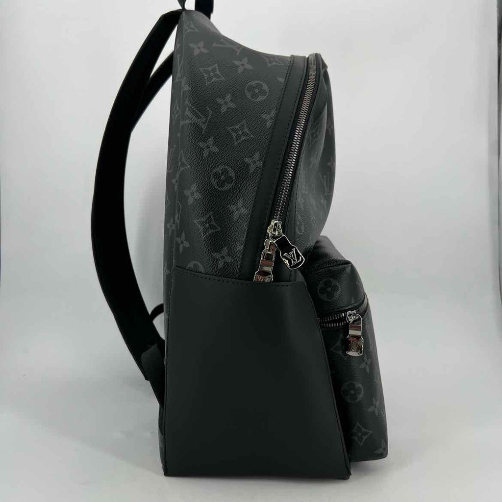 Louis Vuitton Backpack "DISCOVERY" New Black Size MM