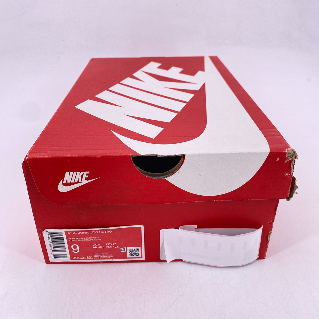 Nike Dunk Low "Team Red" 2022 Used Size 9