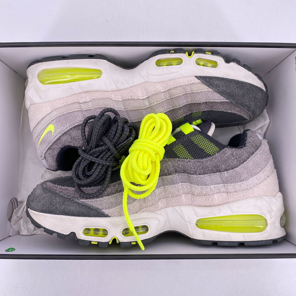 Nike Air Max 95 "Reverse Gradient Neon" 2025 Used Size 8