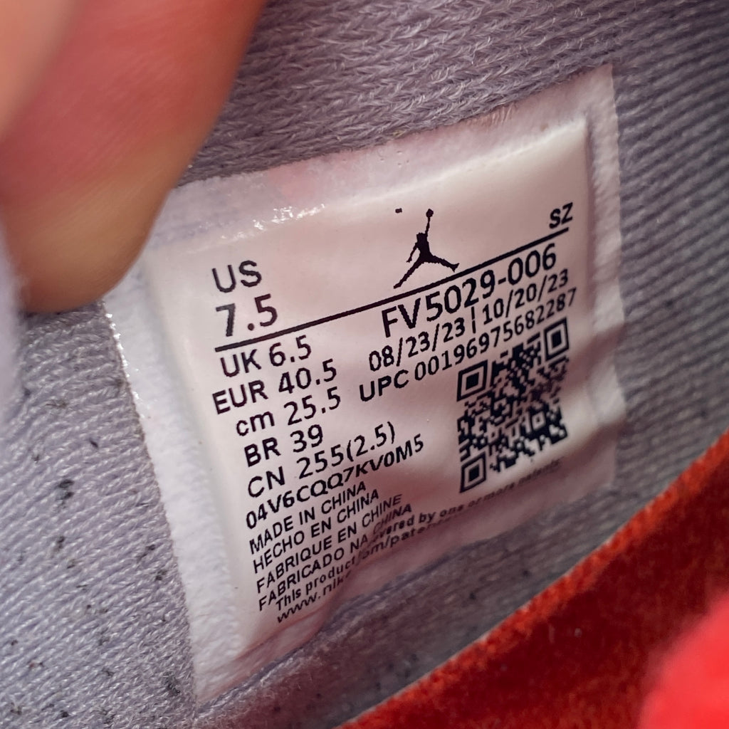 Air Jordan 4 Retro "Bred Reimagined" 2025 Used Size 7.5