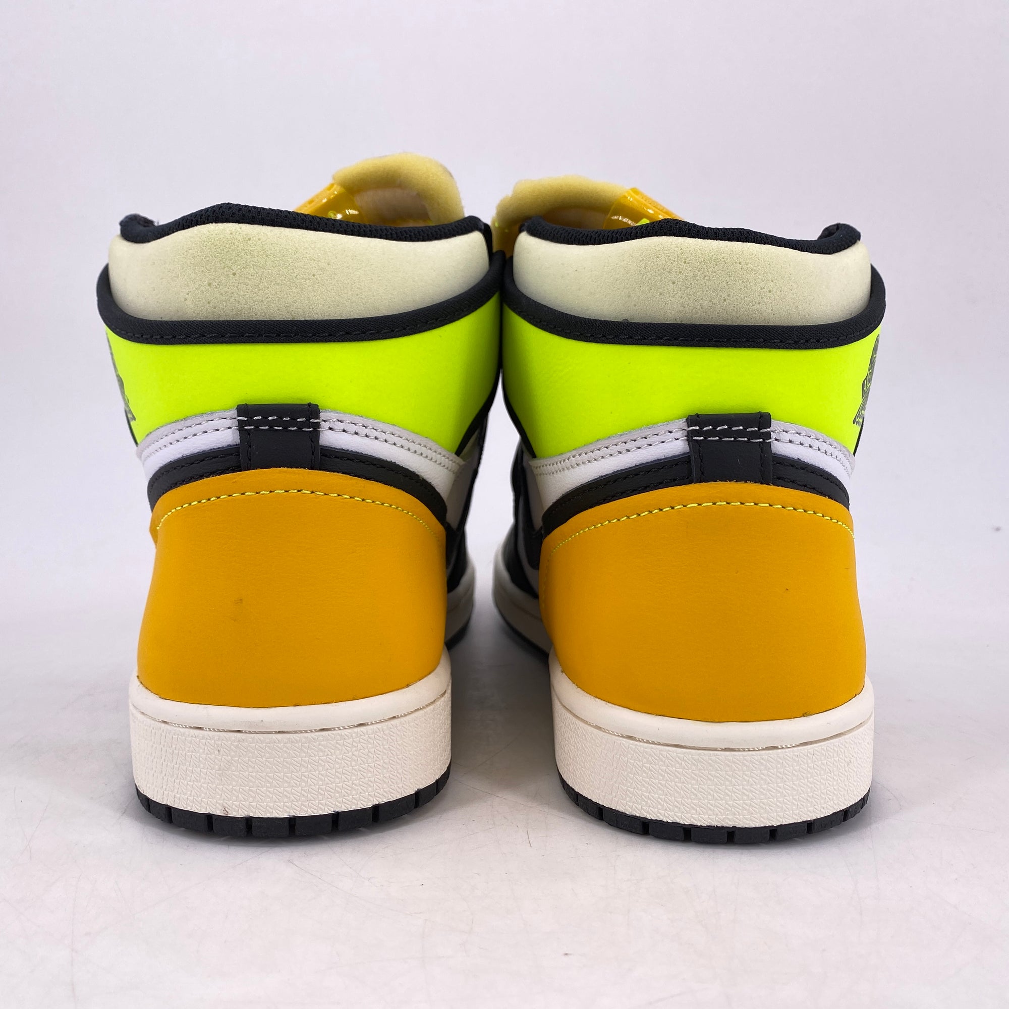 Air Jordan 1 Retro High OG &quot;Volt&quot; 2021 New Size 9