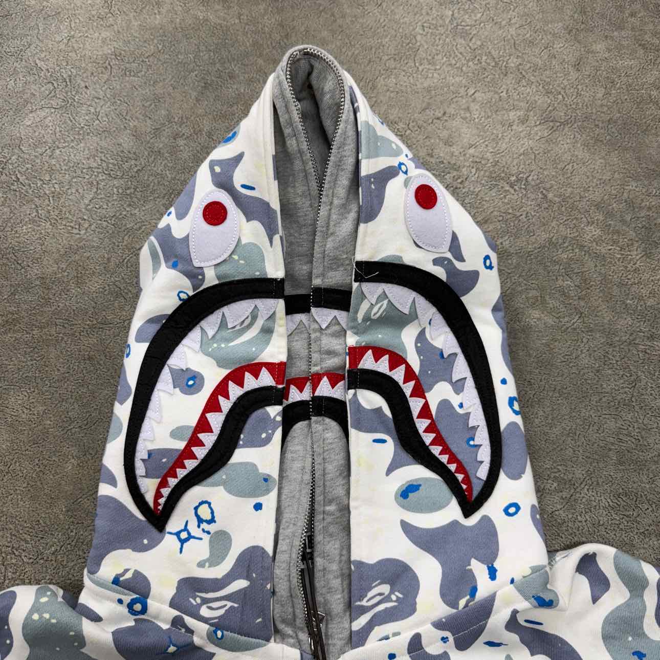 Bape Zip Up &quot;DOUBLE SHARK&quot; White Used Size XL