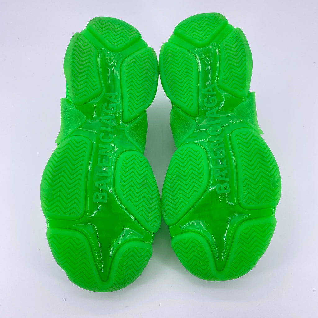 Balenciaga Triple S "Neon Green"  Used Size 9