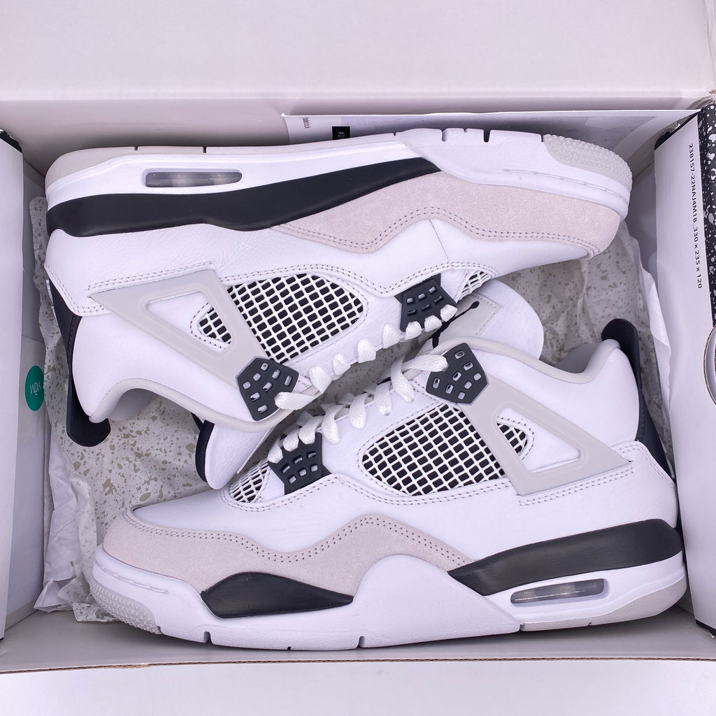 Air Jordan 4 Retro "Military Black" 2022 New Size 9