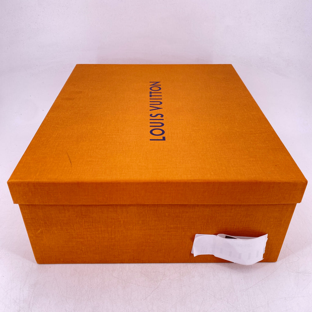 Louis Vuitton Trainer Maxi "Neutral"  Used Size 7 LV