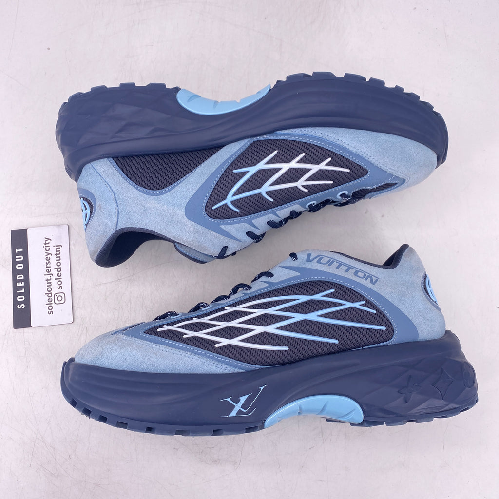 Louis Vuitton Trainer "Discovery"  Used Size 7 LV
