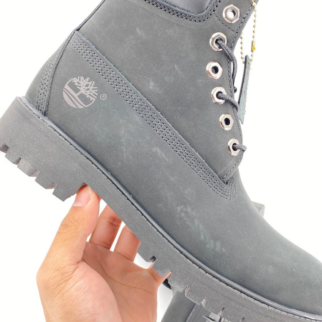Timberland 6 Inch Boot "Black"  New Size 7