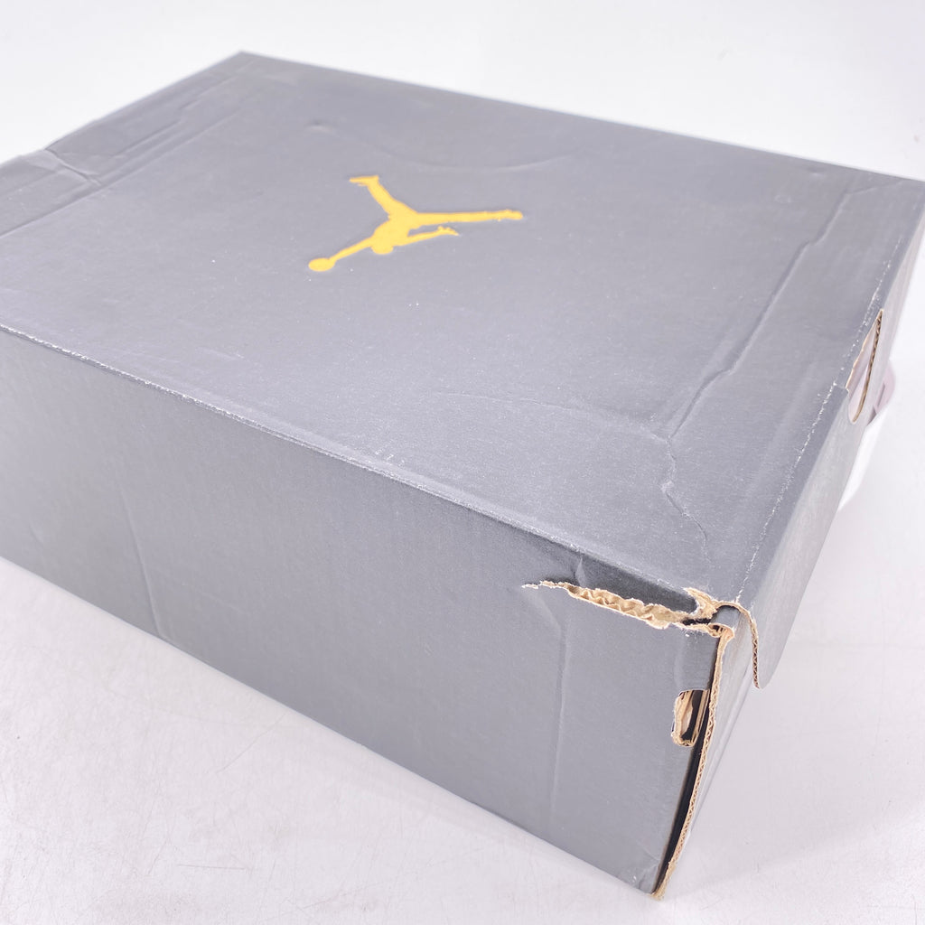 Air Jordan (BG) 11 Retro Low "Cherry" 2016 Used Size 6.5Y