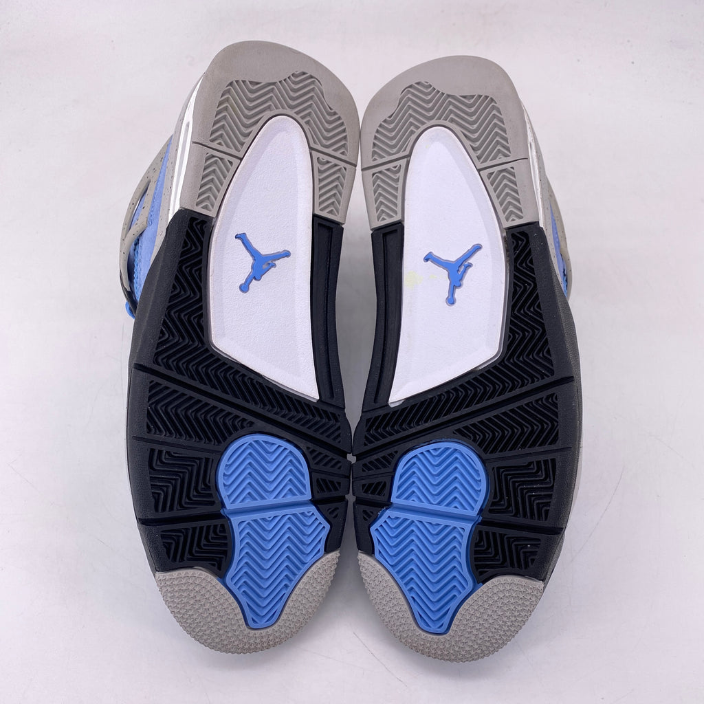 Air Jordan 4 Retro "University Blue" 2021 Used Size 8
