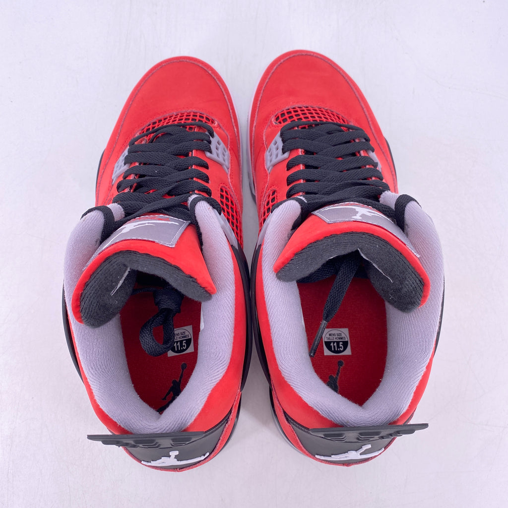 Air Jordan 4 Retro "Toro Bravo" 2026 Used Size 11.5