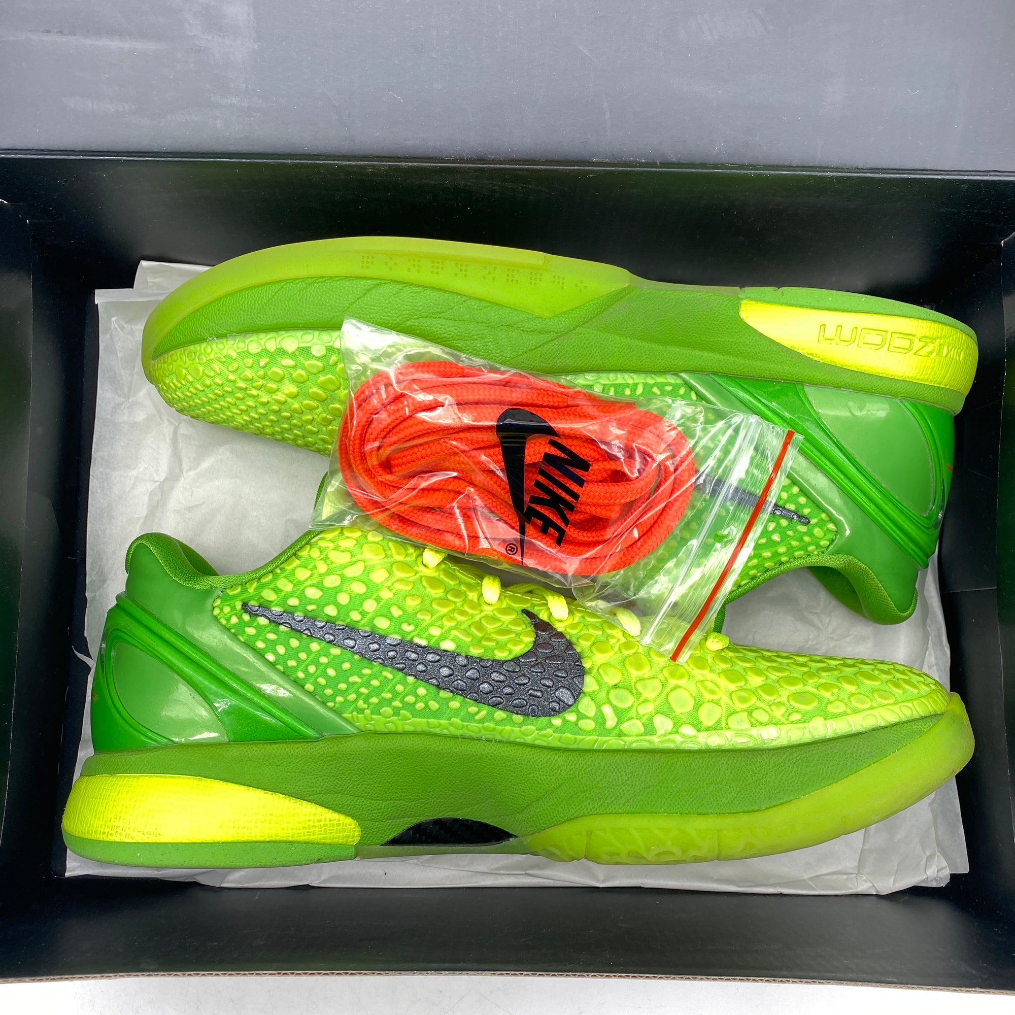 Nike Kobe 8 Protro &quot;Grinch&quot; 2020 Used Size 8