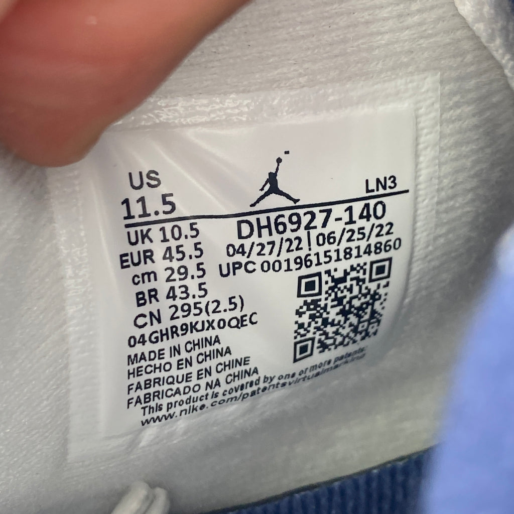 Air Jordan 4 Retro "Midnight Navy" 2022 New Size 11.5