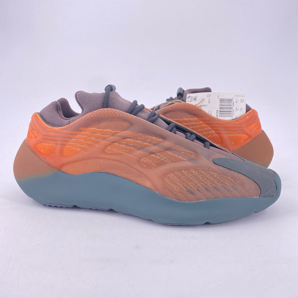 Yeezy 700 v3 "Copper Fade" 2021 New Size 11